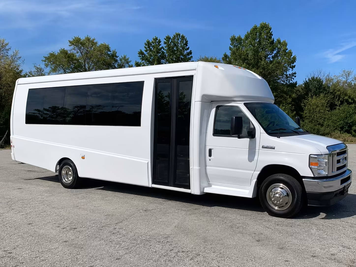 davis party bus rentals for veterans memorial theatre and dmtc